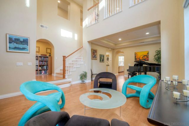 17135 Glen Aspen Dr, San Diego, CA 92127