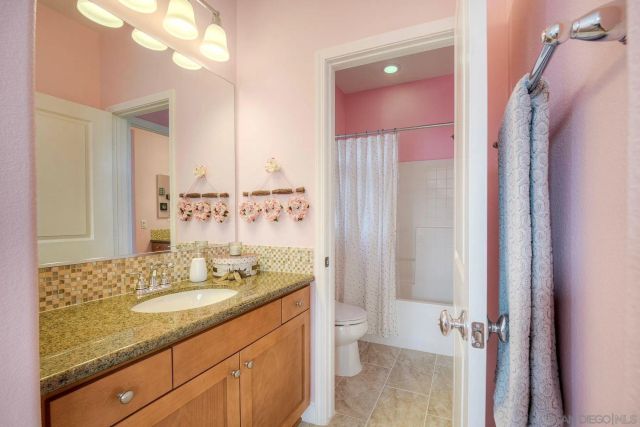 17135 Glen Aspen Dr, San Diego, CA 92127