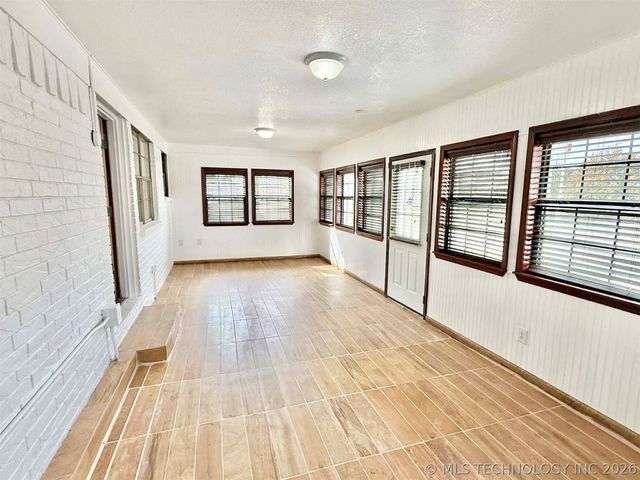 1193 Pyle Mountain Road, Mcalester, OK 74501