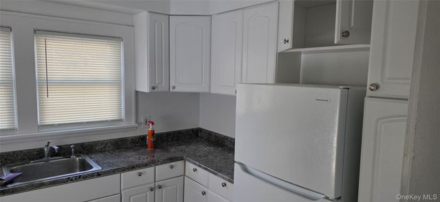 56 Millspaugh Lane, Bardonia, NY 10954