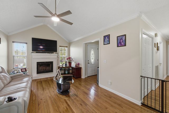 501 Cedarhill Ct, Antioch, TN 37013