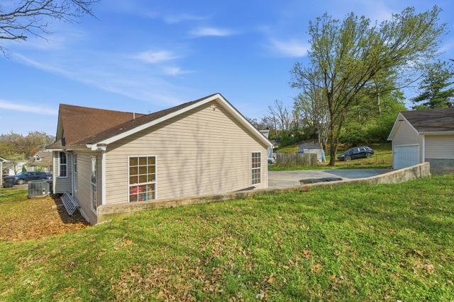 501 Cedarhill Ct, Antioch, TN 37013