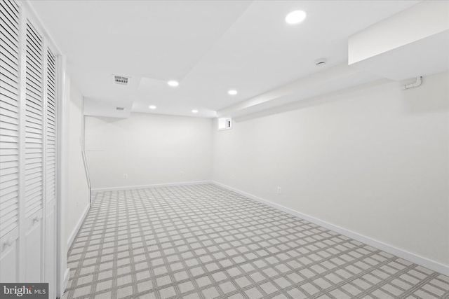 6913 WESTHAMPTON DR, Alexandria, VA 22307