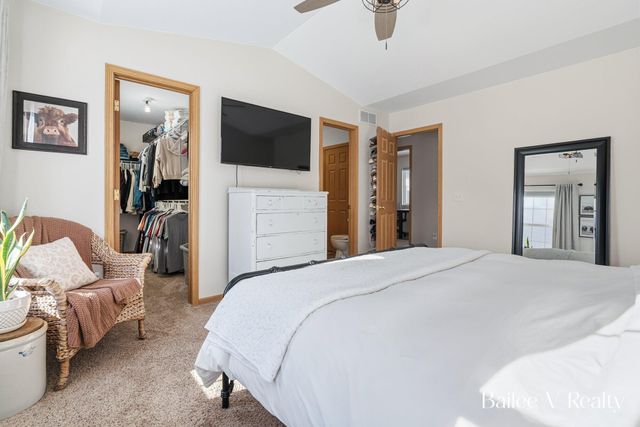 295 Settlers Pass NE, Cedar Springs, MI 49319