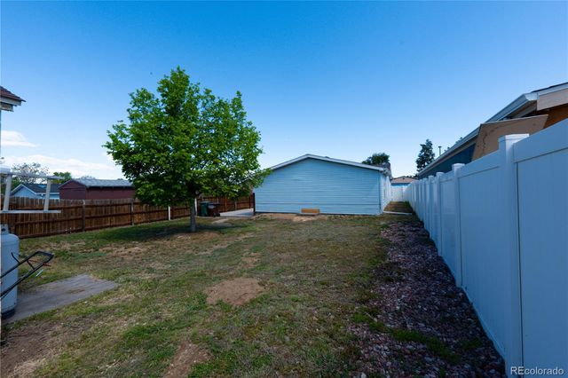 6950 E 77th Avenue, Commerce City, CO 80022