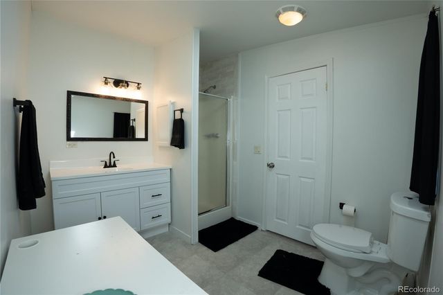6950 E 77th Avenue, Commerce City, CO 80022