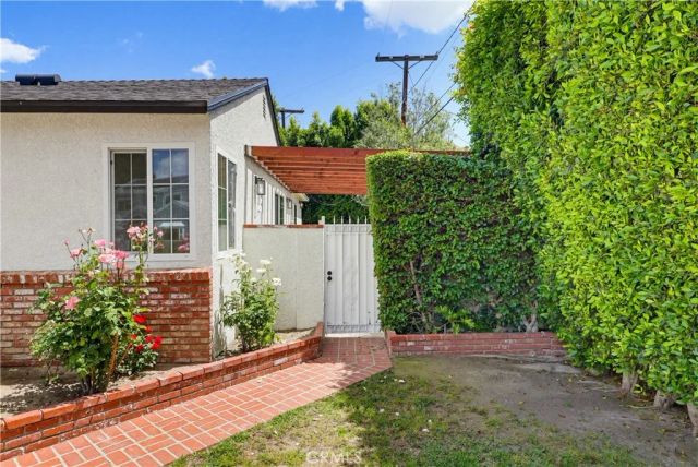 5440 Alcove, Valley Village, CA 91607