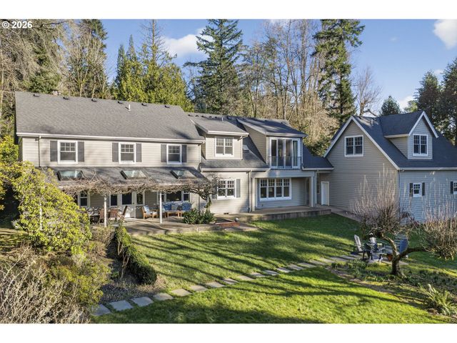 13220 S IRON MOUNTAIN Blvd, Portland, OR 97219