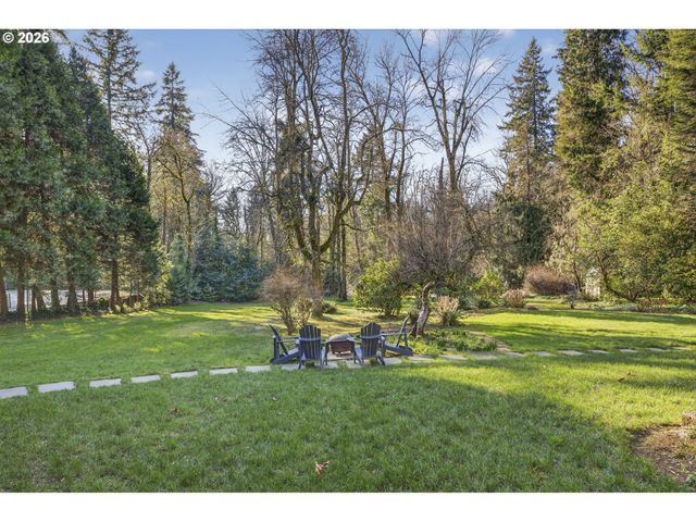 13220 S IRON MOUNTAIN Blvd, Portland, OR 97219