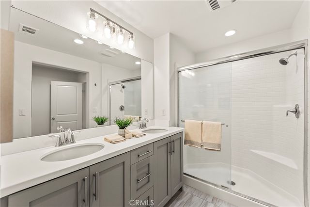 116 N 6th B, Montebello, CA 90640