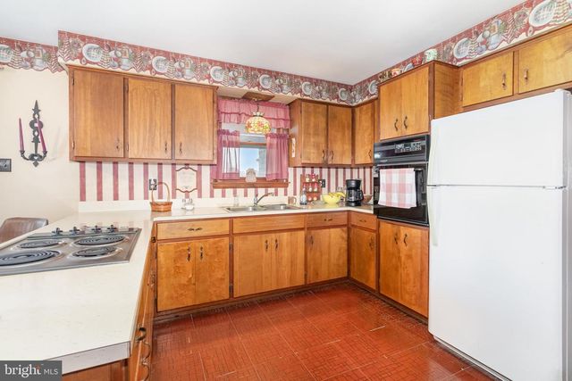 710 MAIN ST, Harrisburg, PA 17113