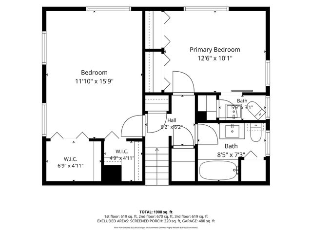 2236 Olympia Drive, Bettendorf, IA 52722