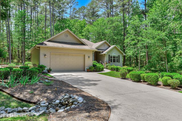 406 Charles Place, Mc Cormick, SC 29835