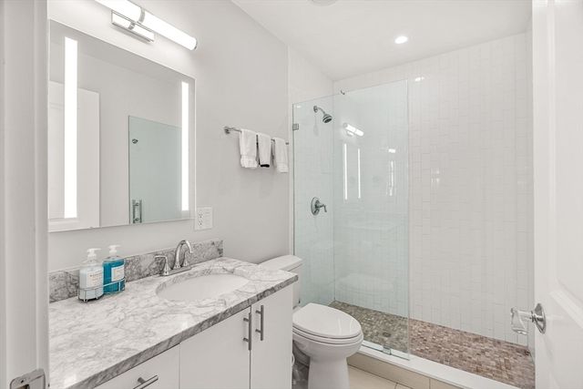 530 E Broadway A, Boston, MA 02127