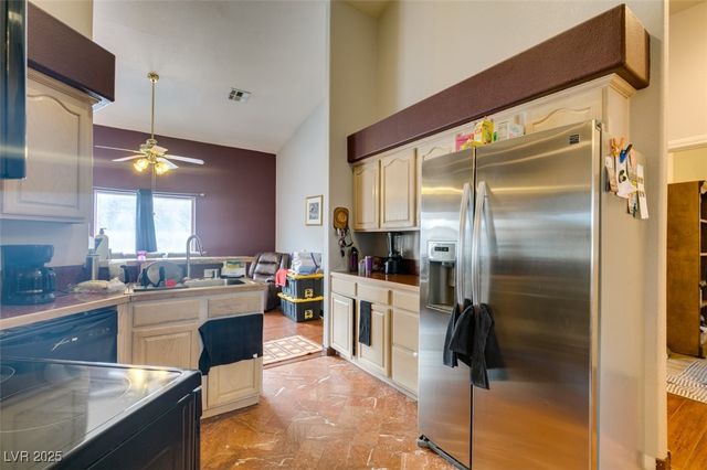 1860 Racine Drive, Las Vegas, NV 89156