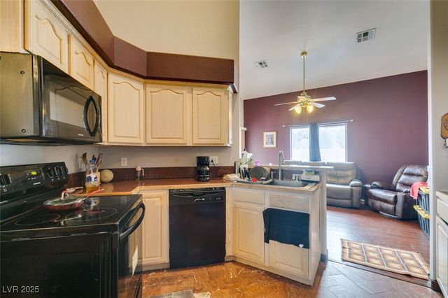 1860 Racine Drive, Las Vegas, NV 89156