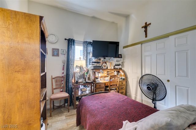 1860 Racine Drive, Las Vegas, NV 89156