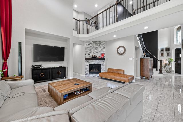 702 Honeybush Drive, Richmond, TX 77406