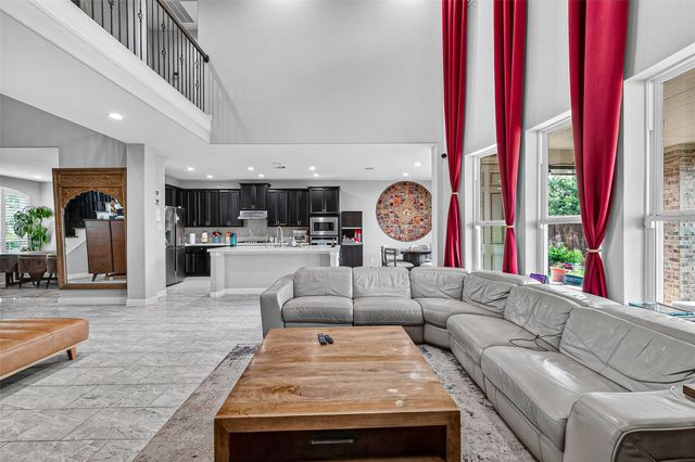 702 Honeybush Drive, Richmond, TX 77406
