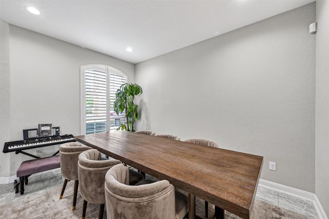 702 Honeybush Drive, Richmond, TX 77406