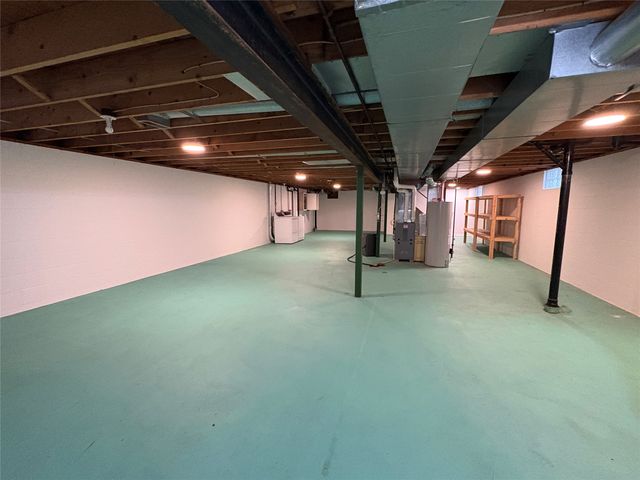 640 CONNECTICUT Drive, Erie, PA 16505