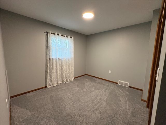 640 CONNECTICUT Drive, Erie, PA 16505