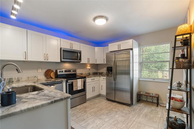 8901 WAYWARD CIRCLE, Hudson, FL 34667
