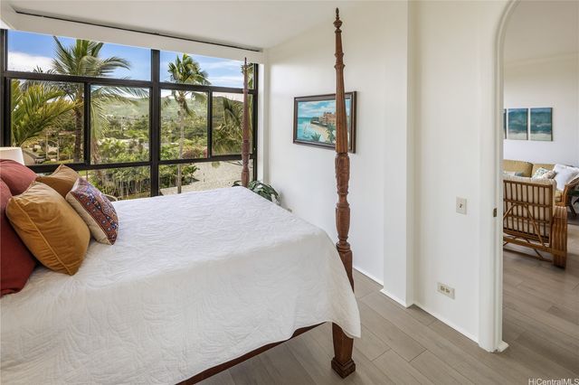 1030 Aoloa Place 410A, Kailua, HI 96734