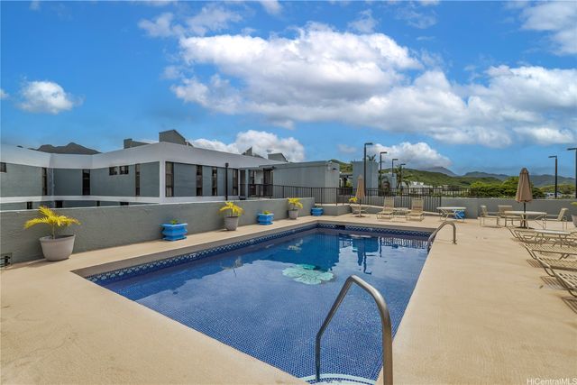 1030 Aoloa Place 410A, Kailua, HI 96734