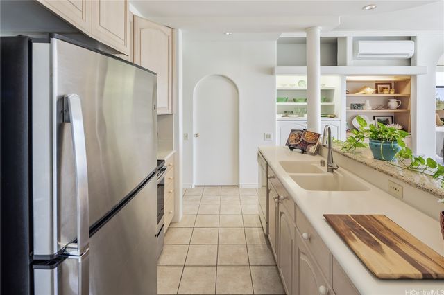1030 Aoloa Place 410A, Kailua, HI 96734