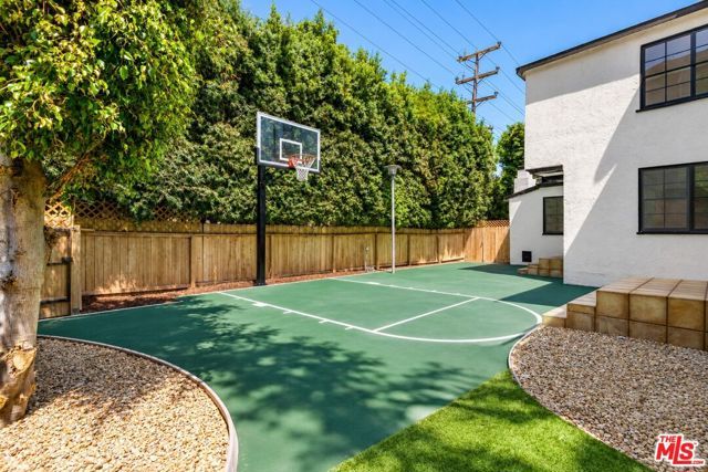 1501 Kelton Avenue, Los Angeles, CA 90024