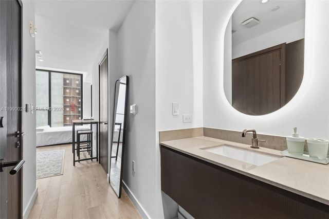 20 NE 11th St 2306A, Miami, FL 33132