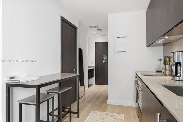 20 NE 11th St 2306A, Miami, FL 33132