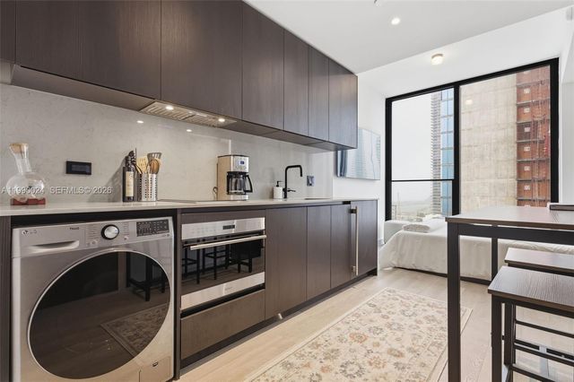 20 NE 11th St 2306A, Miami, FL 33132