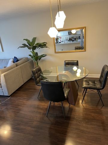 5954 Crow Valley Park Drive, Davenport, IA 52807