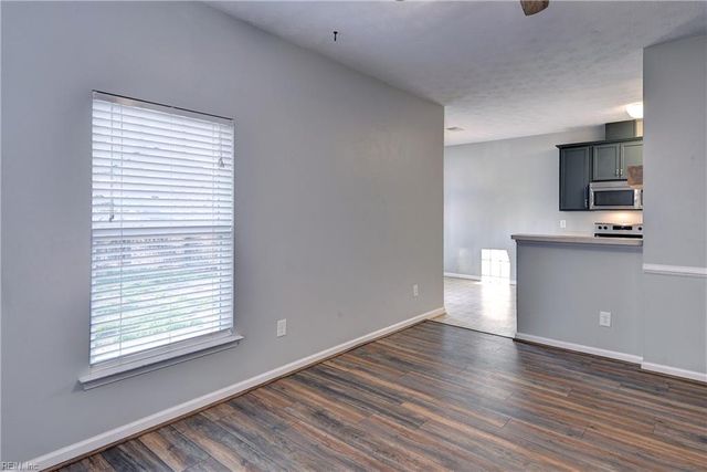 2944 Snuggles CT, Toano, VA 23168