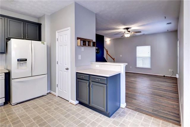 2944 Snuggles CT, Toano, VA 23168