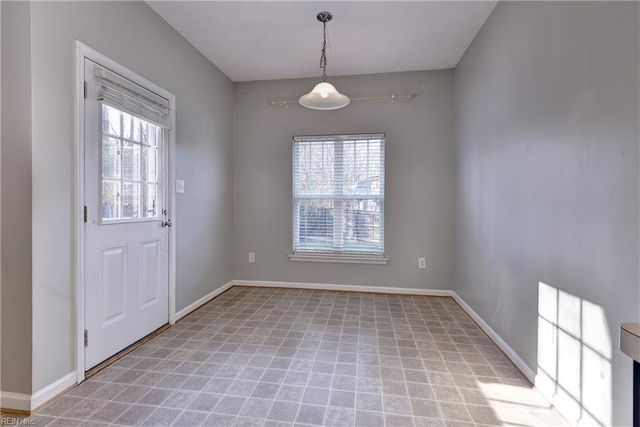 2944 Snuggles CT, Toano, VA 23168