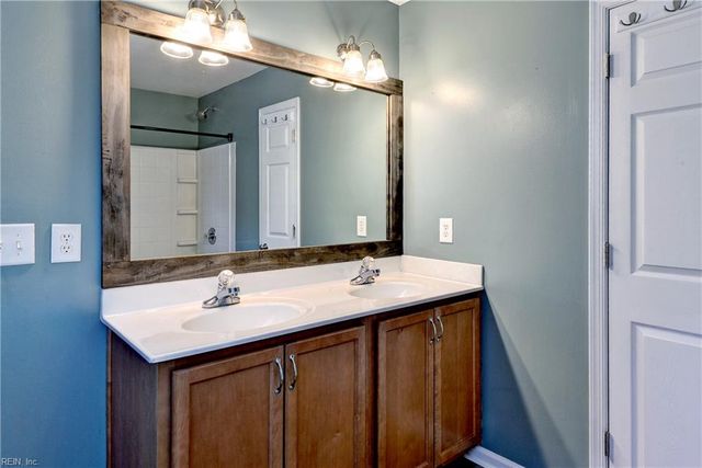 2944 Snuggles CT, Toano, VA 23168