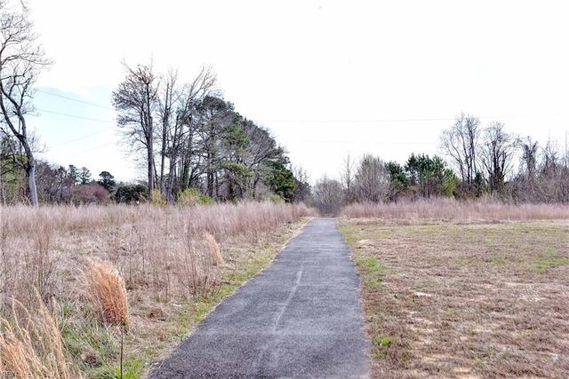 2944 Snuggles CT, Toano, VA 23168