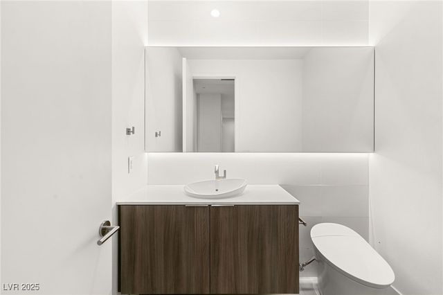 7385 Heron Canyon Court, Las Vegas, NV 89117