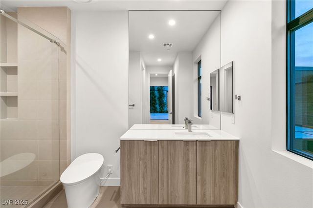 7385 Heron Canyon Court, Las Vegas, NV 89117