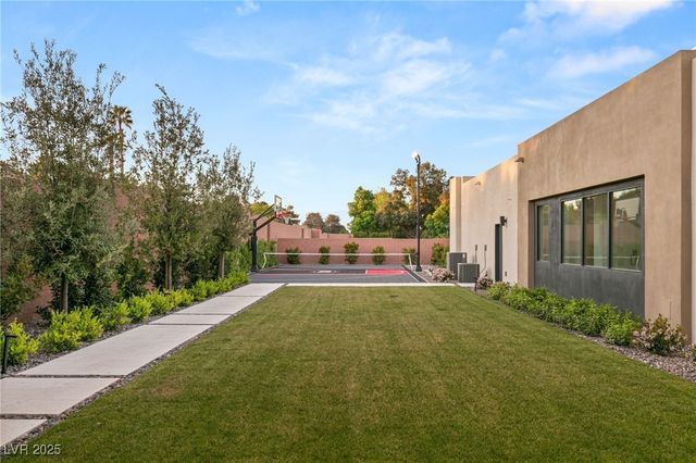 7385 Heron Canyon Court, Las Vegas, NV 89117