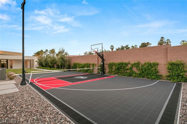 7385 Heron Canyon Court, Las Vegas, NV 89117