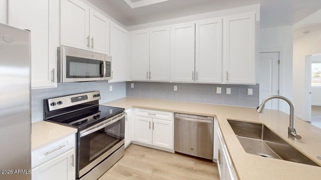 9160 N 67TH Avenue 207, Glendale, AZ 85302