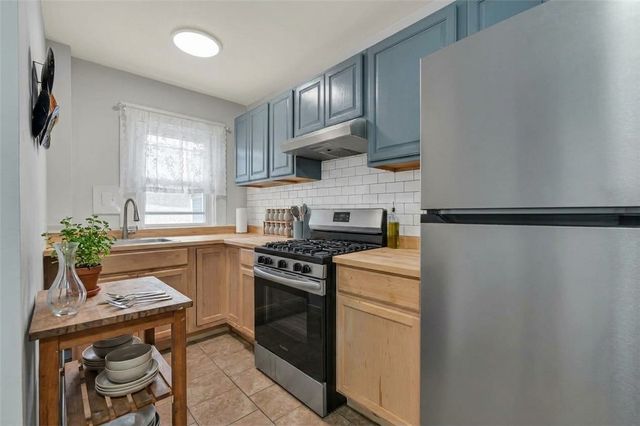 187 Sisson Street, Pawtucket, RI 02860