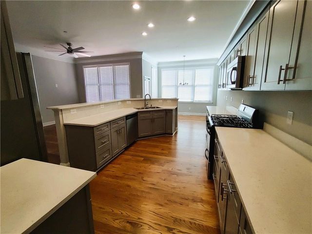 211 Creekway Crossing SE, Smyrna, GA 30082