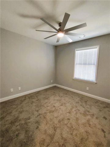 211 Creekway Crossing SE, Smyrna, GA 30082