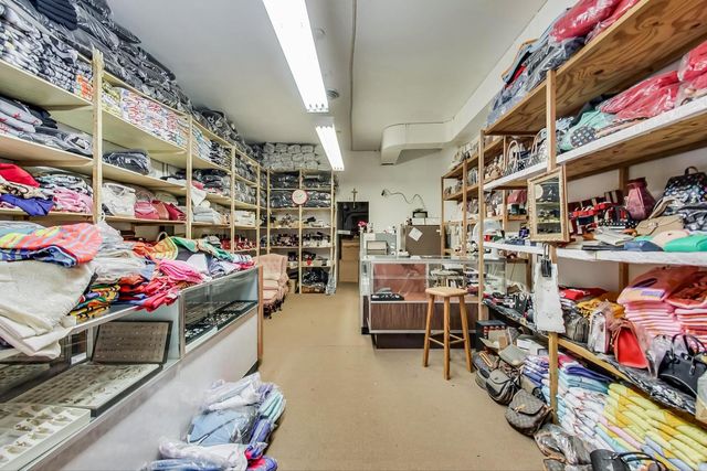 2628-34 W Touhy Avenue, Chicago, IL 60645