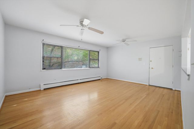503 Sheridan Road 3B, Evanston, IL 60202